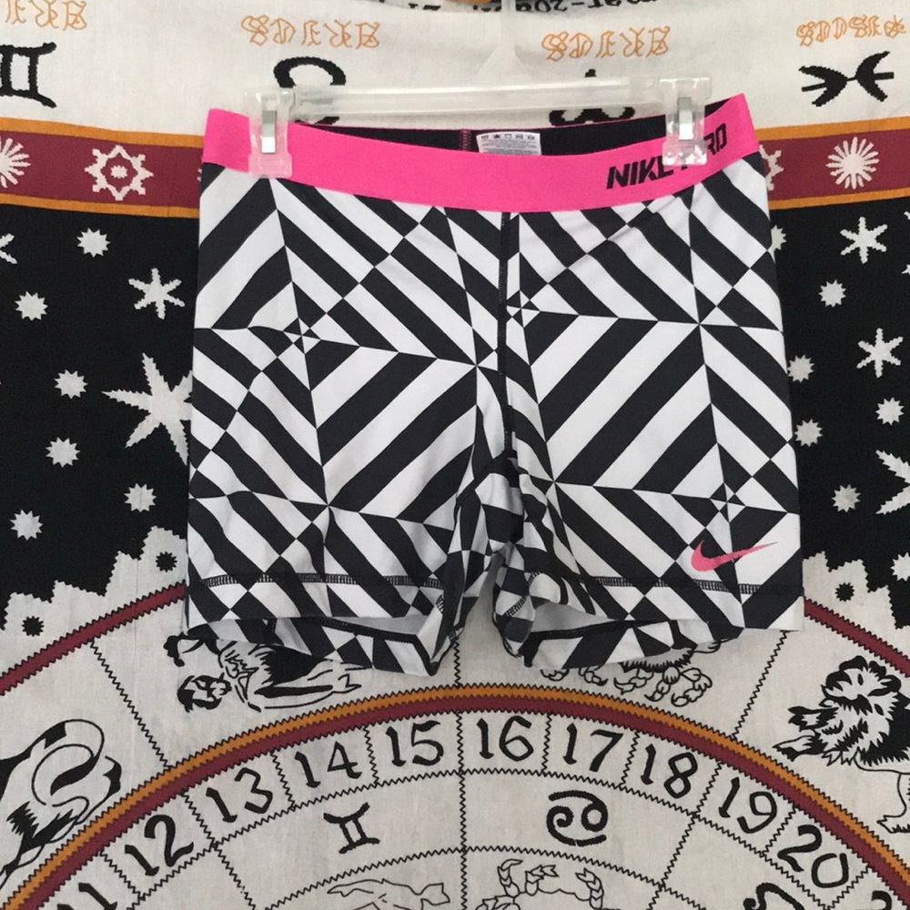 Nike Pro Black/White/Pink Patterned Comp Shorts